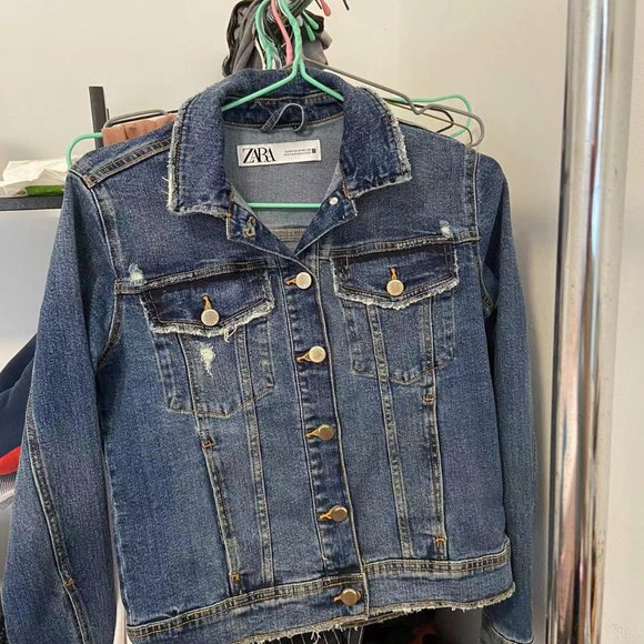 Zara denim Jacket - Picture 2 of 6